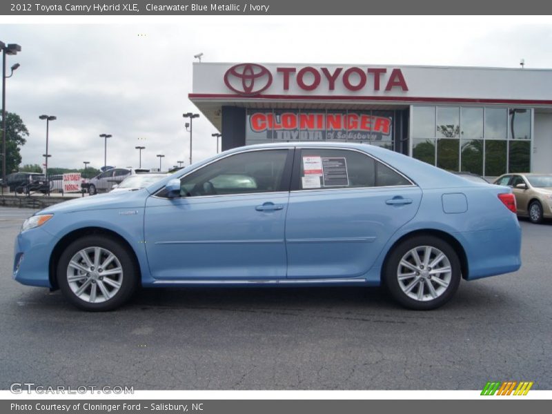 Clearwater Blue Metallic / Ivory 2012 Toyota Camry Hybrid XLE