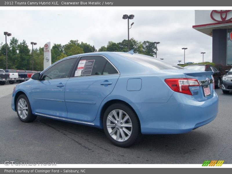 Clearwater Blue Metallic / Ivory 2012 Toyota Camry Hybrid XLE