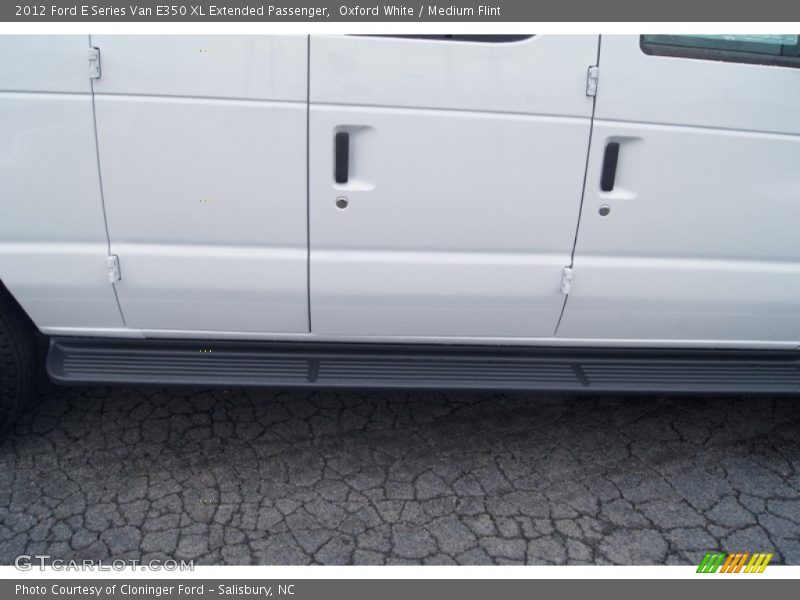 Oxford White / Medium Flint 2012 Ford E Series Van E350 XL Extended Passenger