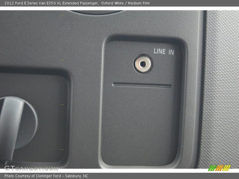 Oxford White / Medium Flint 2012 Ford E Series Van E350 XL Extended Passenger