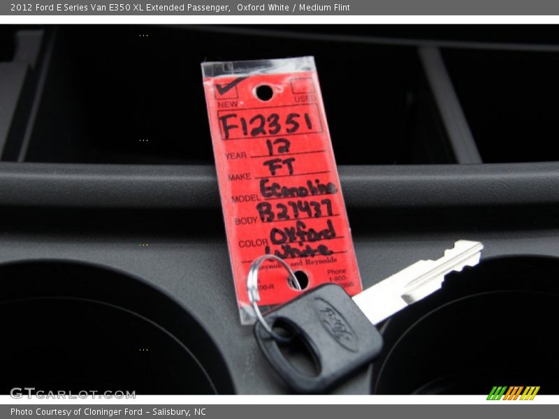 Oxford White / Medium Flint 2012 Ford E Series Van E350 XL Extended Passenger