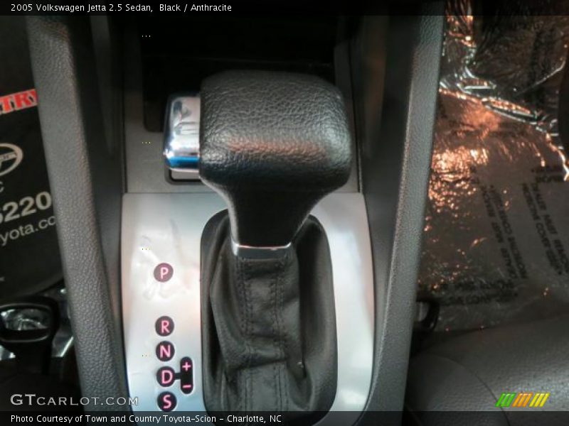Black / Anthracite 2005 Volkswagen Jetta 2.5 Sedan