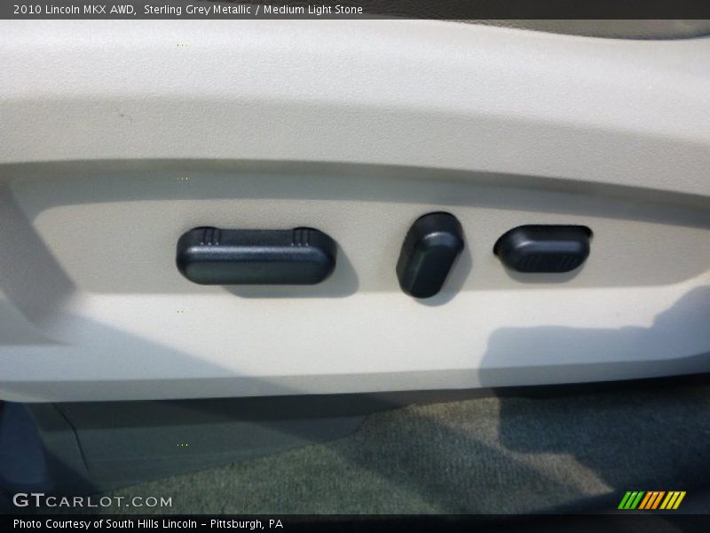 Sterling Grey Metallic / Medium Light Stone 2010 Lincoln MKX AWD