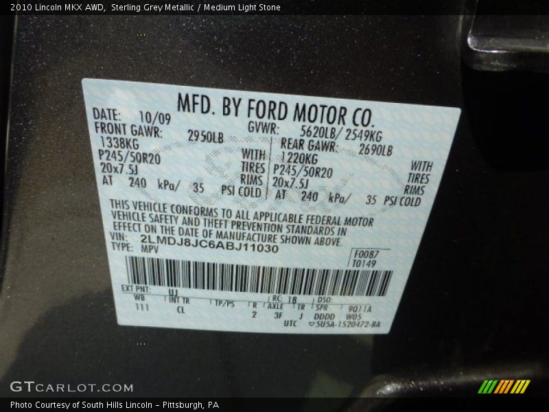 Sterling Grey Metallic / Medium Light Stone 2010 Lincoln MKX AWD