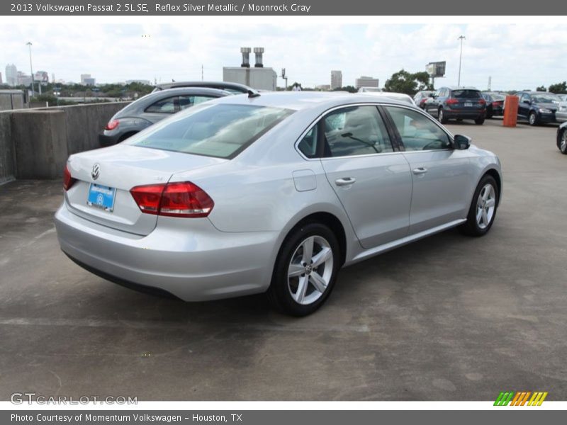 Reflex Silver Metallic / Moonrock Gray 2013 Volkswagen Passat 2.5L SE