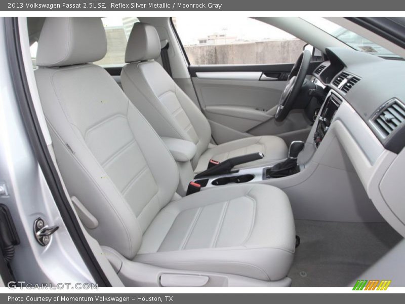 Reflex Silver Metallic / Moonrock Gray 2013 Volkswagen Passat 2.5L SE