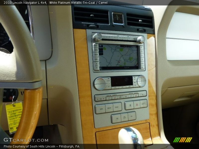 White Platinum Metallic Tri-Coat / Camel 2010 Lincoln Navigator L 4x4