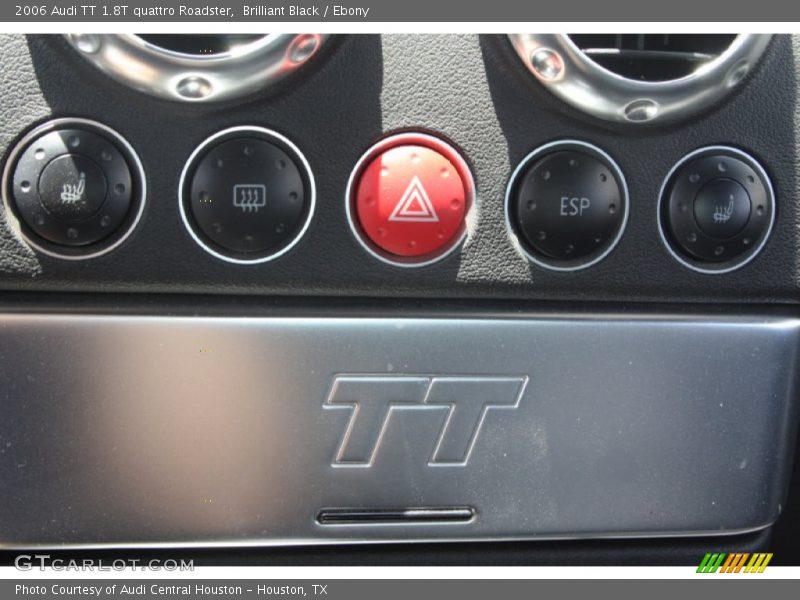 Controls of 2006 TT 1.8T quattro Roadster
