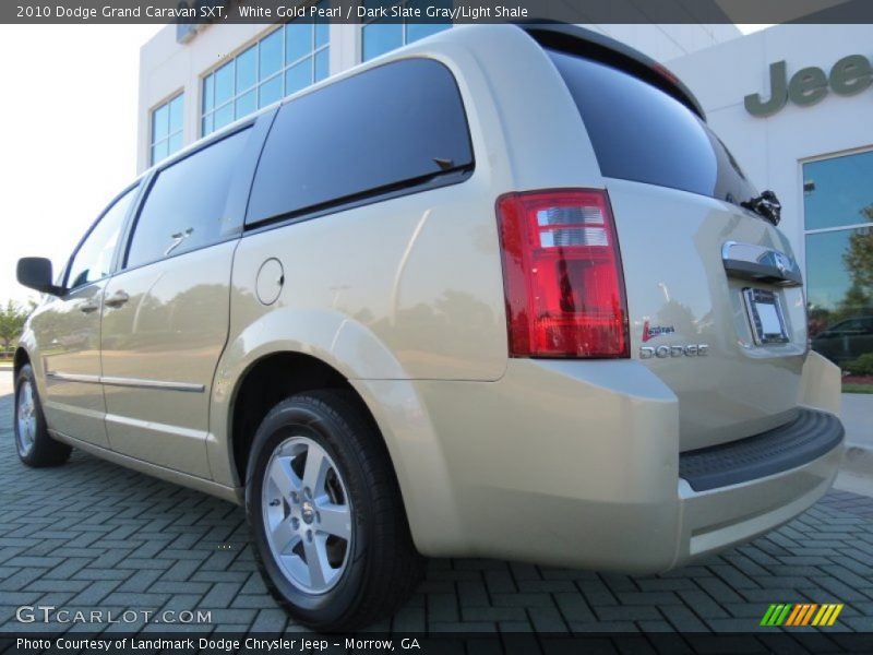 White Gold Pearl / Dark Slate Gray/Light Shale 2010 Dodge Grand Caravan SXT