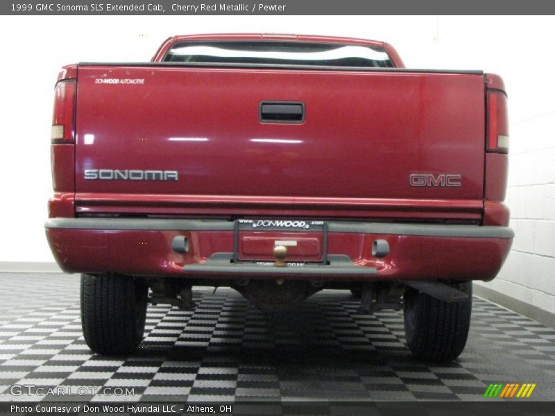 Cherry Red Metallic / Pewter 1999 GMC Sonoma SLS Extended Cab