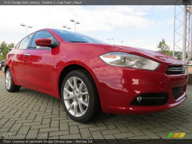 Front 3/4 View of 2013 Dart Limited