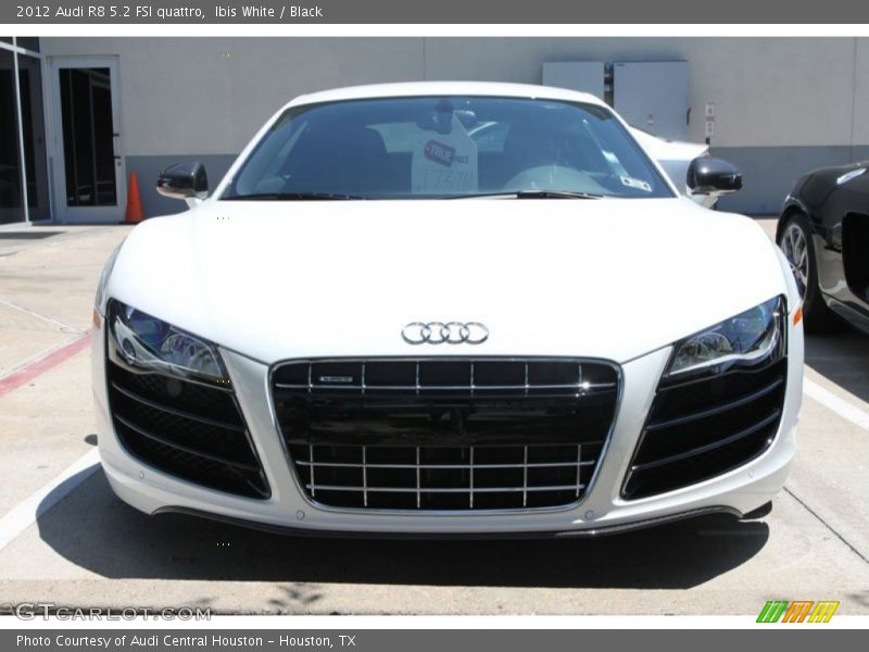  2012 R8 5.2 FSI quattro Ibis White