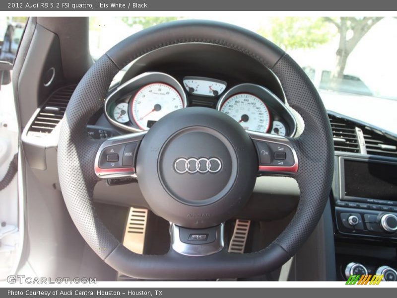  2012 R8 5.2 FSI quattro Steering Wheel