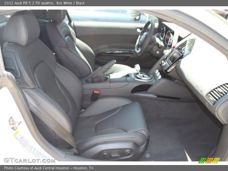  2012 R8 5.2 FSI quattro Black Interior