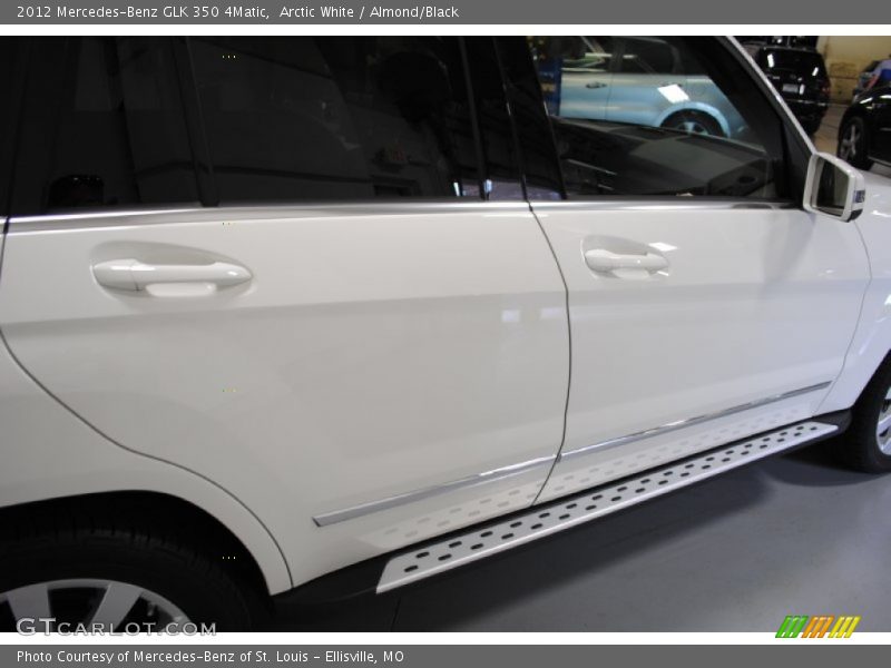 Arctic White / Almond/Black 2012 Mercedes-Benz GLK 350 4Matic