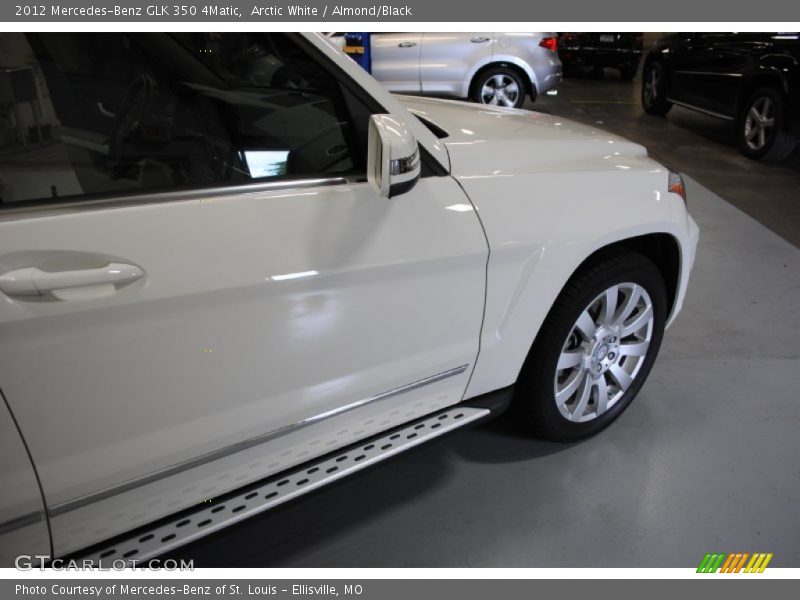 Arctic White / Almond/Black 2012 Mercedes-Benz GLK 350 4Matic