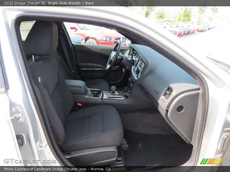 Bright Silver Metallic / Black 2012 Dodge Charger SE