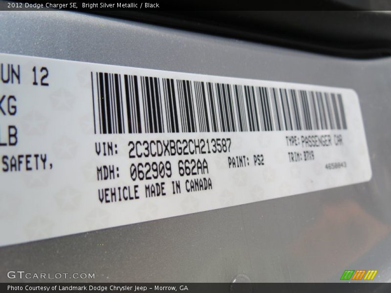 Bright Silver Metallic / Black 2012 Dodge Charger SE