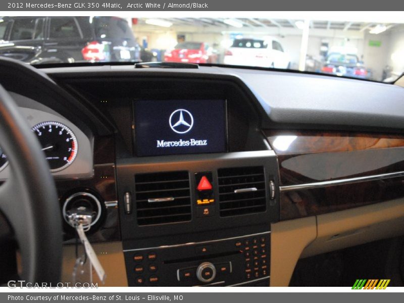 Arctic White / Almond/Black 2012 Mercedes-Benz GLK 350 4Matic