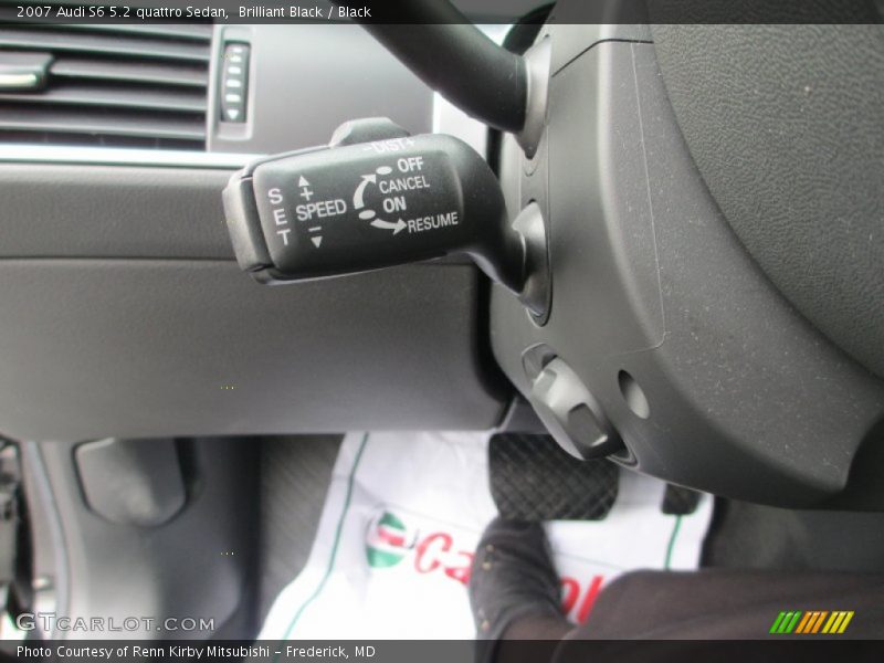 Controls of 2007 S6 5.2 quattro Sedan