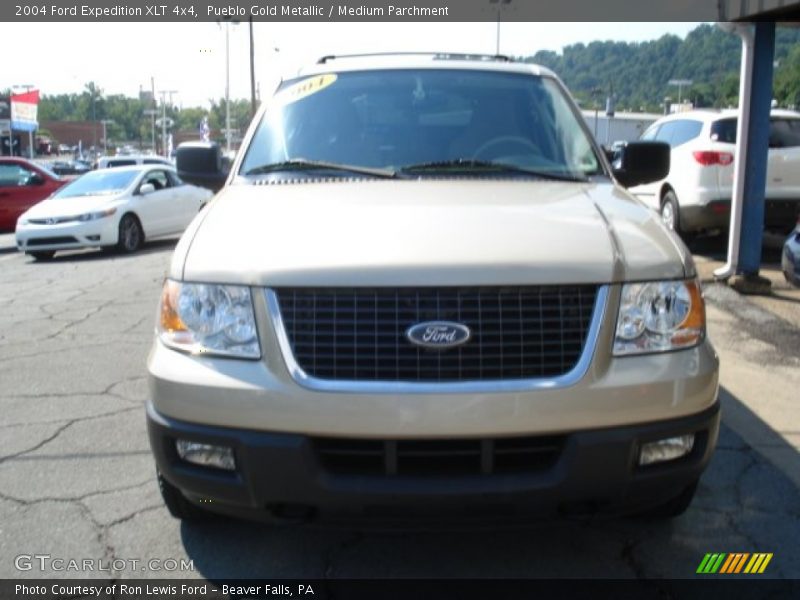 Pueblo Gold Metallic / Medium Parchment 2004 Ford Expedition XLT 4x4