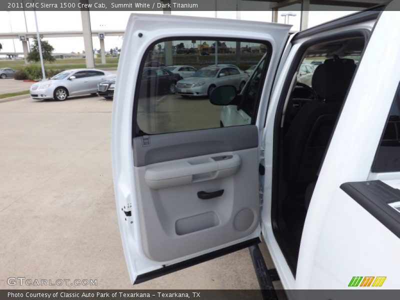 Summit White / Dark Titanium 2011 GMC Sierra 1500 Crew Cab