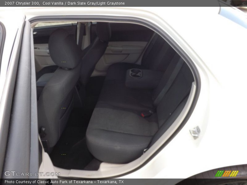 Cool Vanilla / Dark Slate Gray/Light Graystone 2007 Chrysler 300