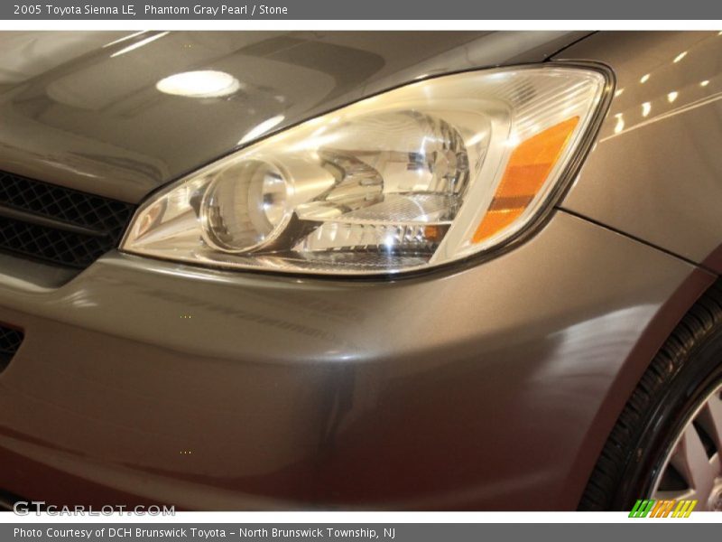 Phantom Gray Pearl / Stone 2005 Toyota Sienna LE