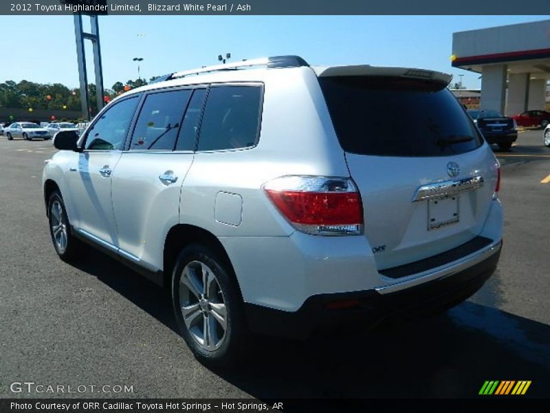 Blizzard White Pearl / Ash 2012 Toyota Highlander Limited