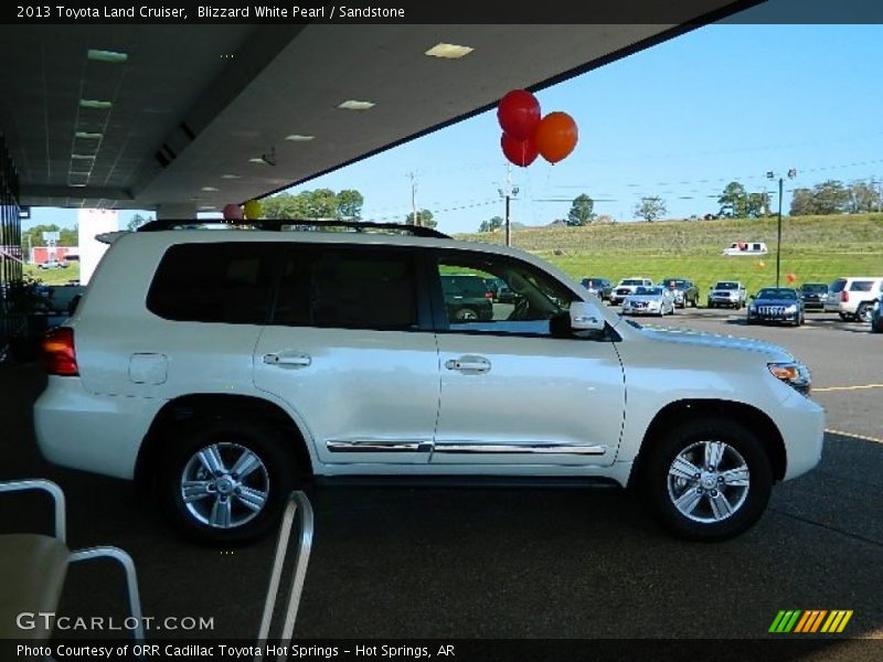 Blizzard White Pearl / Sandstone 2013 Toyota Land Cruiser