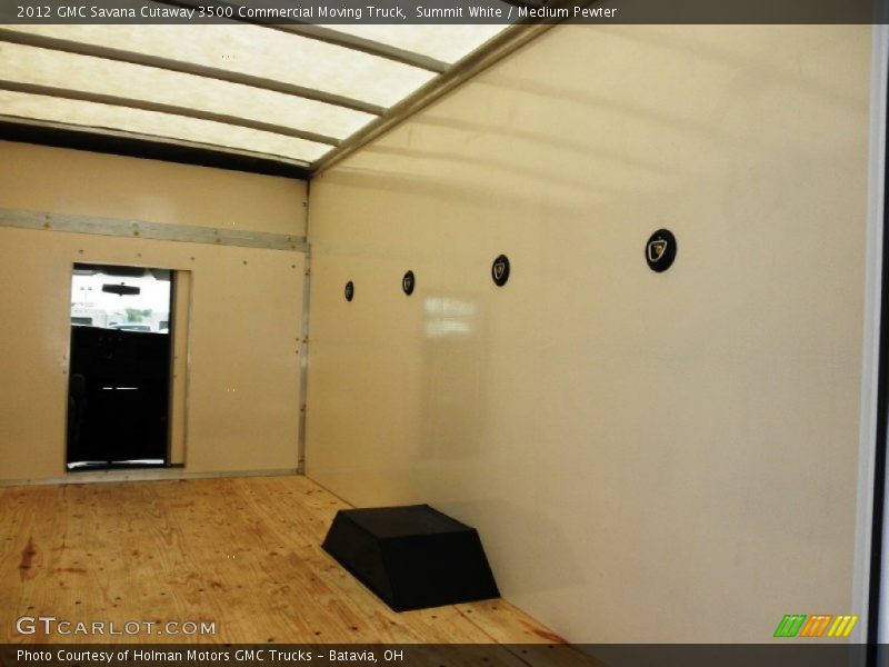 Summit White / Medium Pewter 2012 GMC Savana Cutaway 3500 Commercial Moving Truck