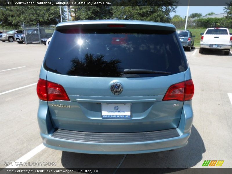 Antigua Blue Metallic / Aero Gray 2010 Volkswagen Routan SE