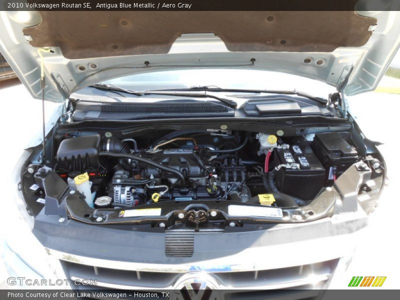 Antigua Blue Metallic / Aero Gray 2010 Volkswagen Routan SE