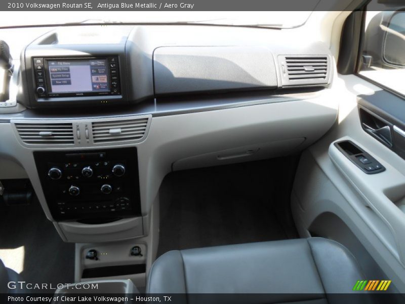 Antigua Blue Metallic / Aero Gray 2010 Volkswagen Routan SE