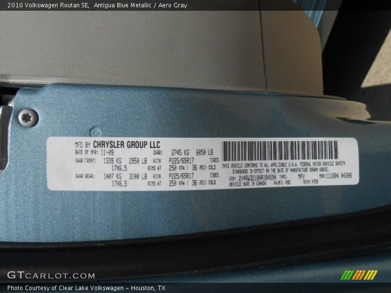 Antigua Blue Metallic / Aero Gray 2010 Volkswagen Routan SE