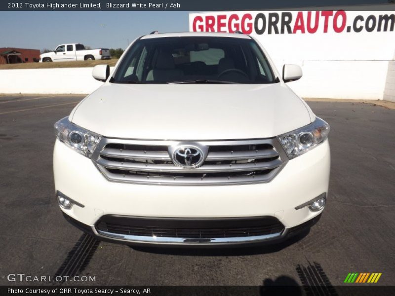 Blizzard White Pearl / Ash 2012 Toyota Highlander Limited