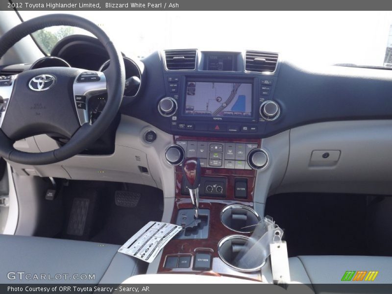 Blizzard White Pearl / Ash 2012 Toyota Highlander Limited