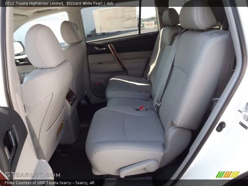 Blizzard White Pearl / Ash 2012 Toyota Highlander Limited