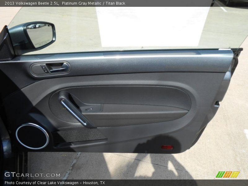 Platinum Gray Metallic / Titan Black 2013 Volkswagen Beetle 2.5L