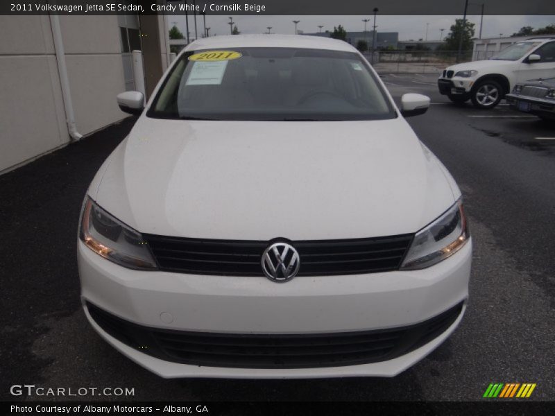 Candy White / Cornsilk Beige 2011 Volkswagen Jetta SE Sedan