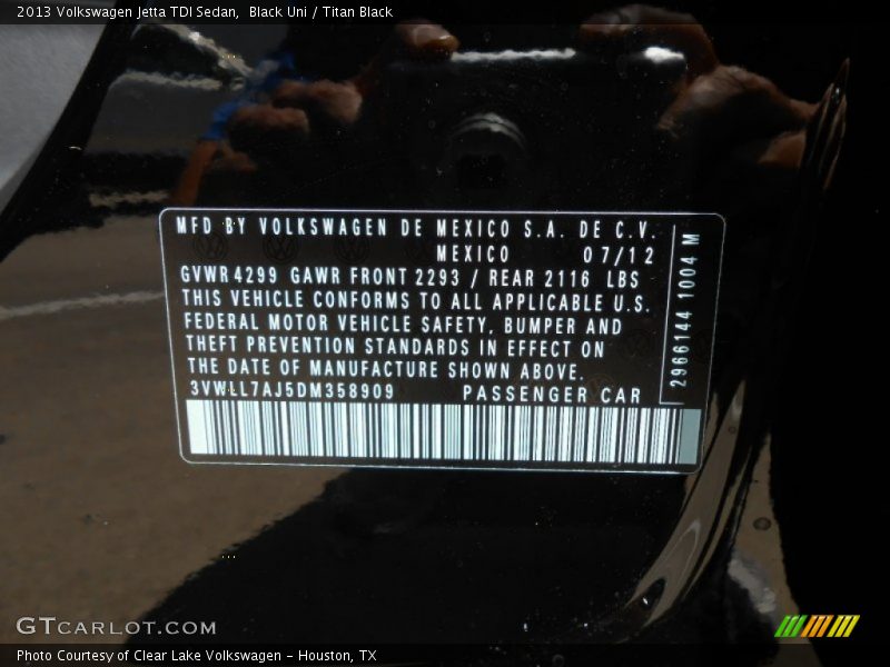 Black Uni / Titan Black 2013 Volkswagen Jetta TDI Sedan