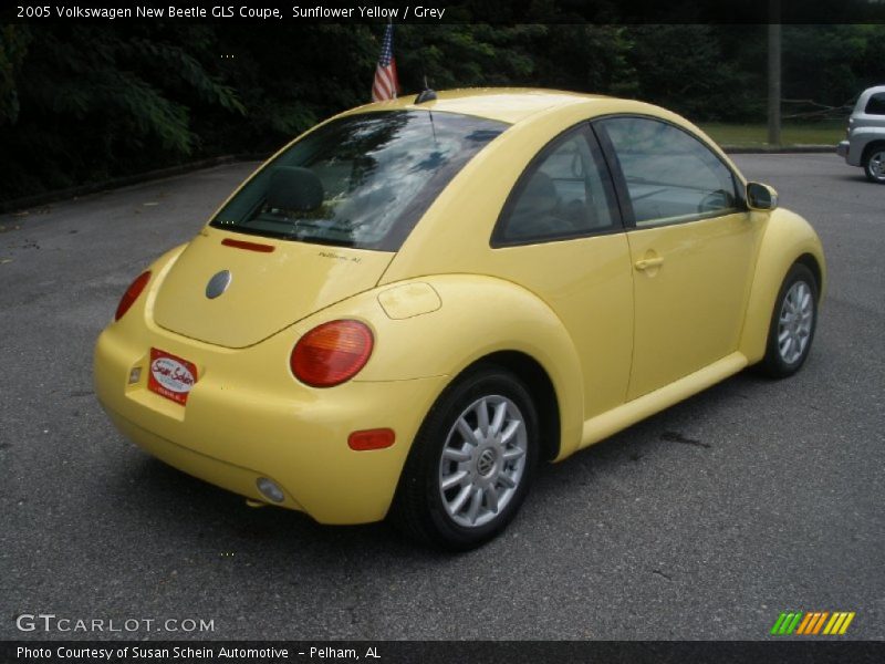 Sunflower Yellow / Grey 2005 Volkswagen New Beetle GLS Coupe