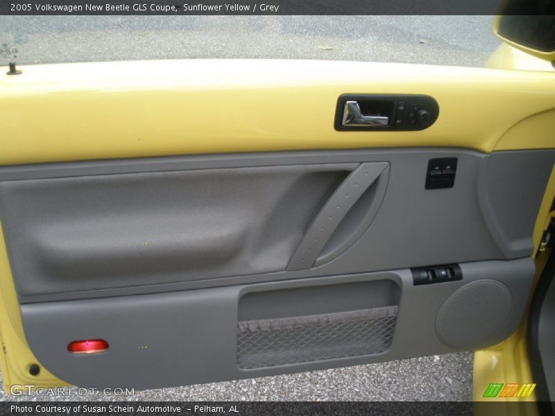 Sunflower Yellow / Grey 2005 Volkswagen New Beetle GLS Coupe