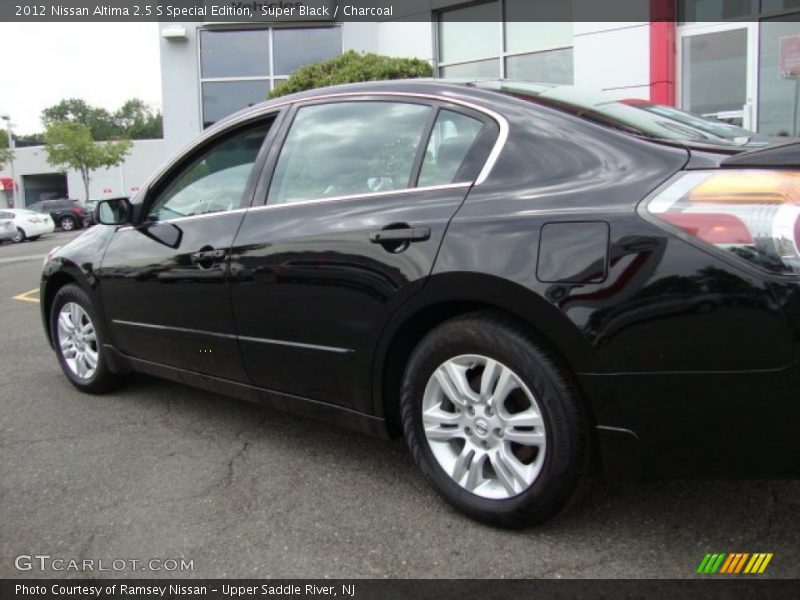 Super Black / Charcoal 2012 Nissan Altima 2.5 S Special Edition