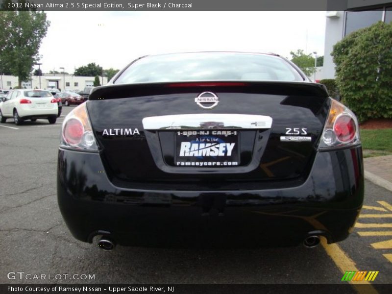 Super Black / Charcoal 2012 Nissan Altima 2.5 S Special Edition