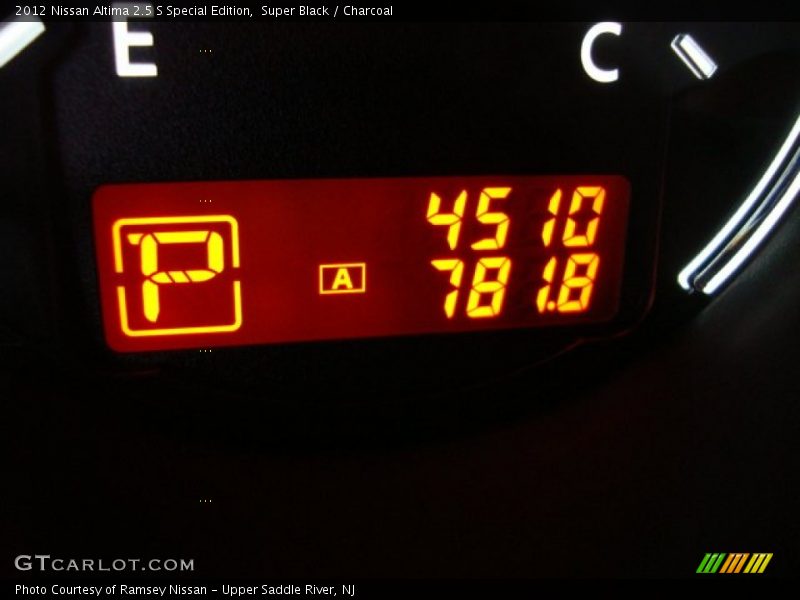 Super Black / Charcoal 2012 Nissan Altima 2.5 S Special Edition