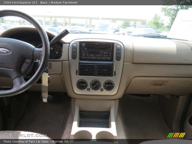 Black / Medium Parchment 2004 Ford Explorer XLT