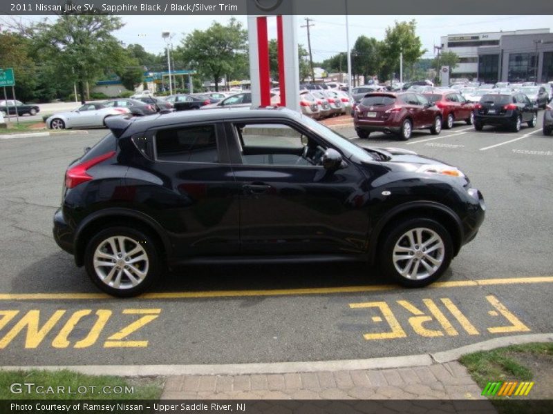 Sapphire Black / Black/Silver Trim 2011 Nissan Juke SV