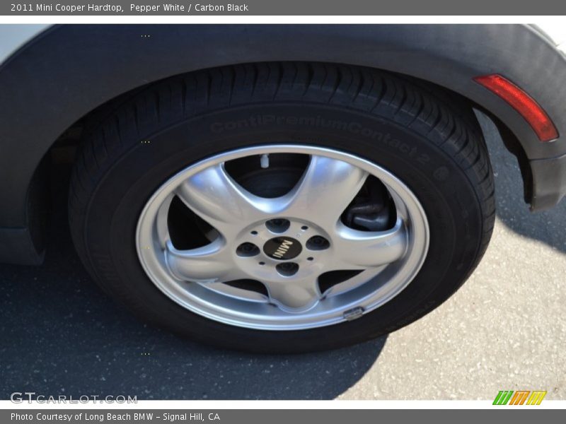 Pepper White / Carbon Black 2011 Mini Cooper Hardtop