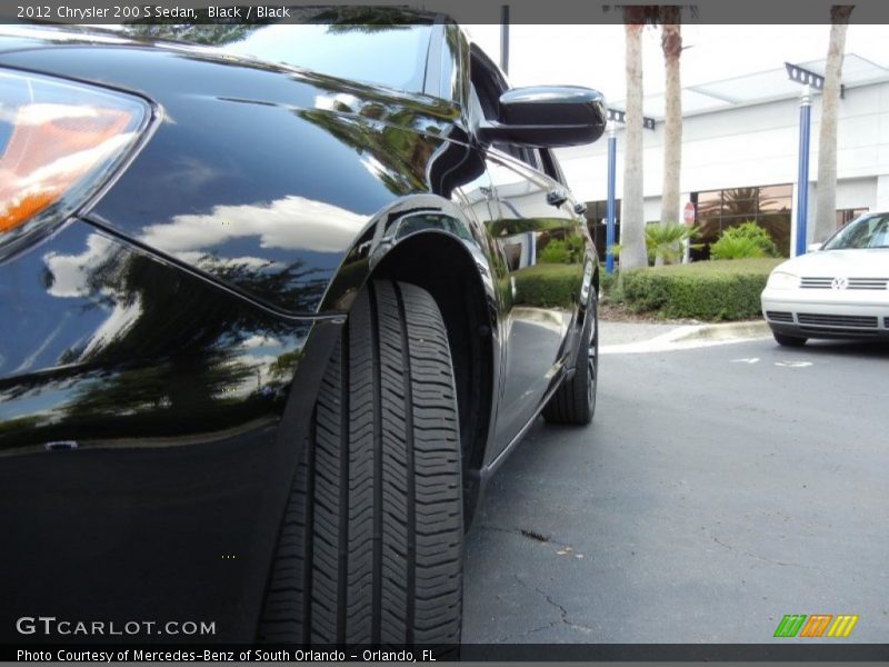 Black / Black 2012 Chrysler 200 S Sedan